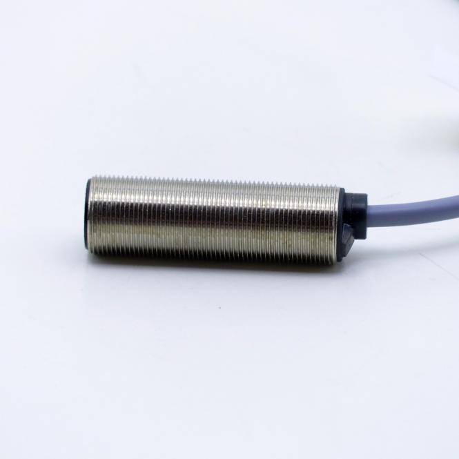 BALLUFF Fotoelektrischer Sensor (BLE 18M-PS-1P-E4-C)
