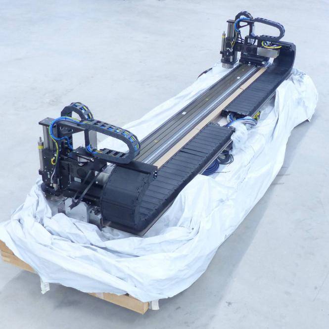 SCHUNK Linearmotorachse mit Führungsträger (LDS-UL-0600-2900-2)