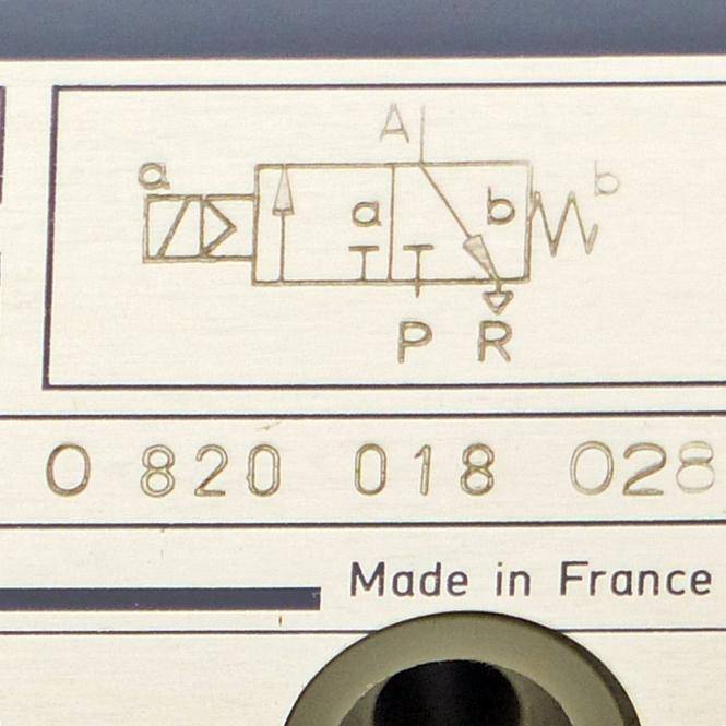BOSCH 3/2 Wegeventil (0 820 018 028)