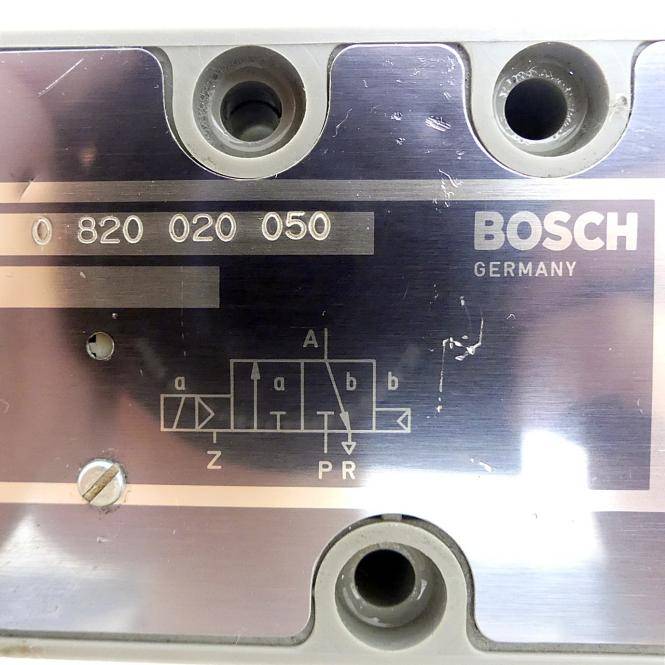 BOSCH 3/2 Wegeventil (0 820 020 050)