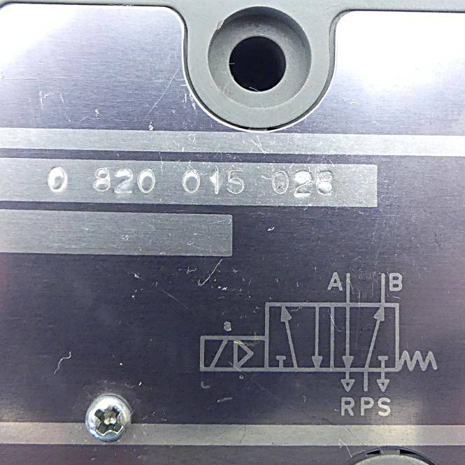 Bosch 5/2 Magnetventil (0 820 015 028)