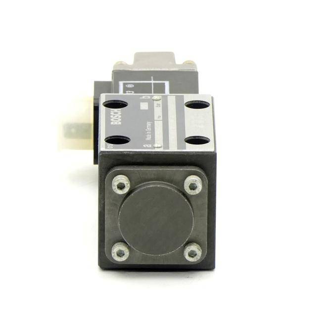 Bosch Hydraulikventil (0 810 090 323)