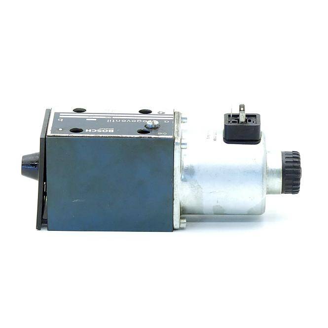 Bosch 4/2 Wegeventil 081WV10P1N112WS024/00AO (0 810 001 009)