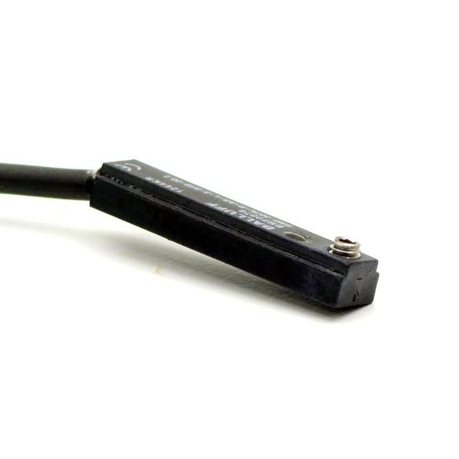 BALLUFF Zylinderschalter für unterschiedliche Nutformen BMF0078 BMF0078 (BMF 307K-R-AS-L-3-S49-00,2)