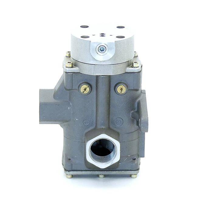 Bosch 4/2 Wegeventil (0 820 007 392)