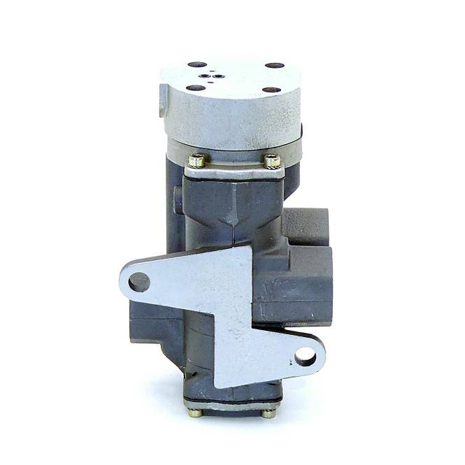 Bosch 4/2 Wegeventil (0 820 007 392)