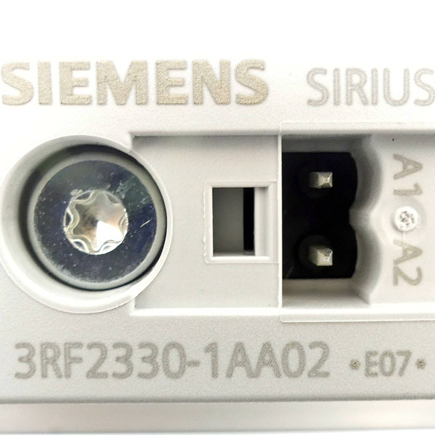 Siemens Halbleiterschütz (3RF2330-1AA02)