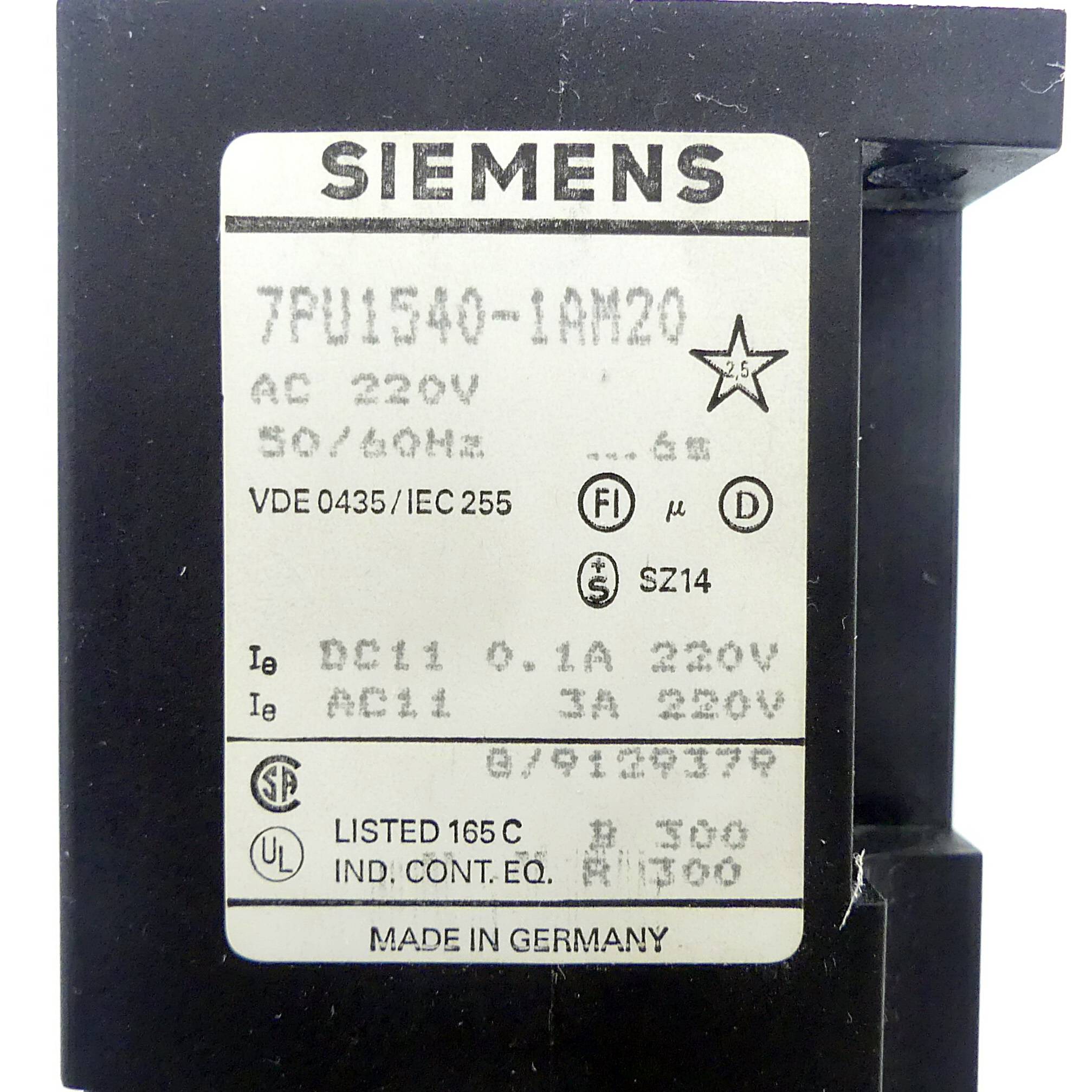 Siemens Zeitrelais 7PU (7PU15 40-1AM20)