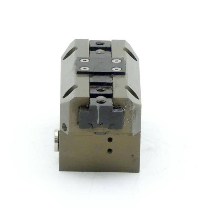 SCHUNK Parallelgreifer 370102 (PGN100/1)