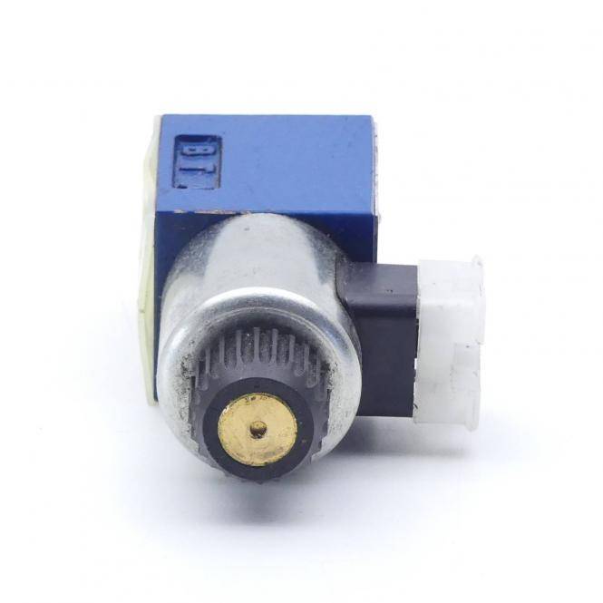 Bosch 4/2 Wegeventil (0 810 091 227)