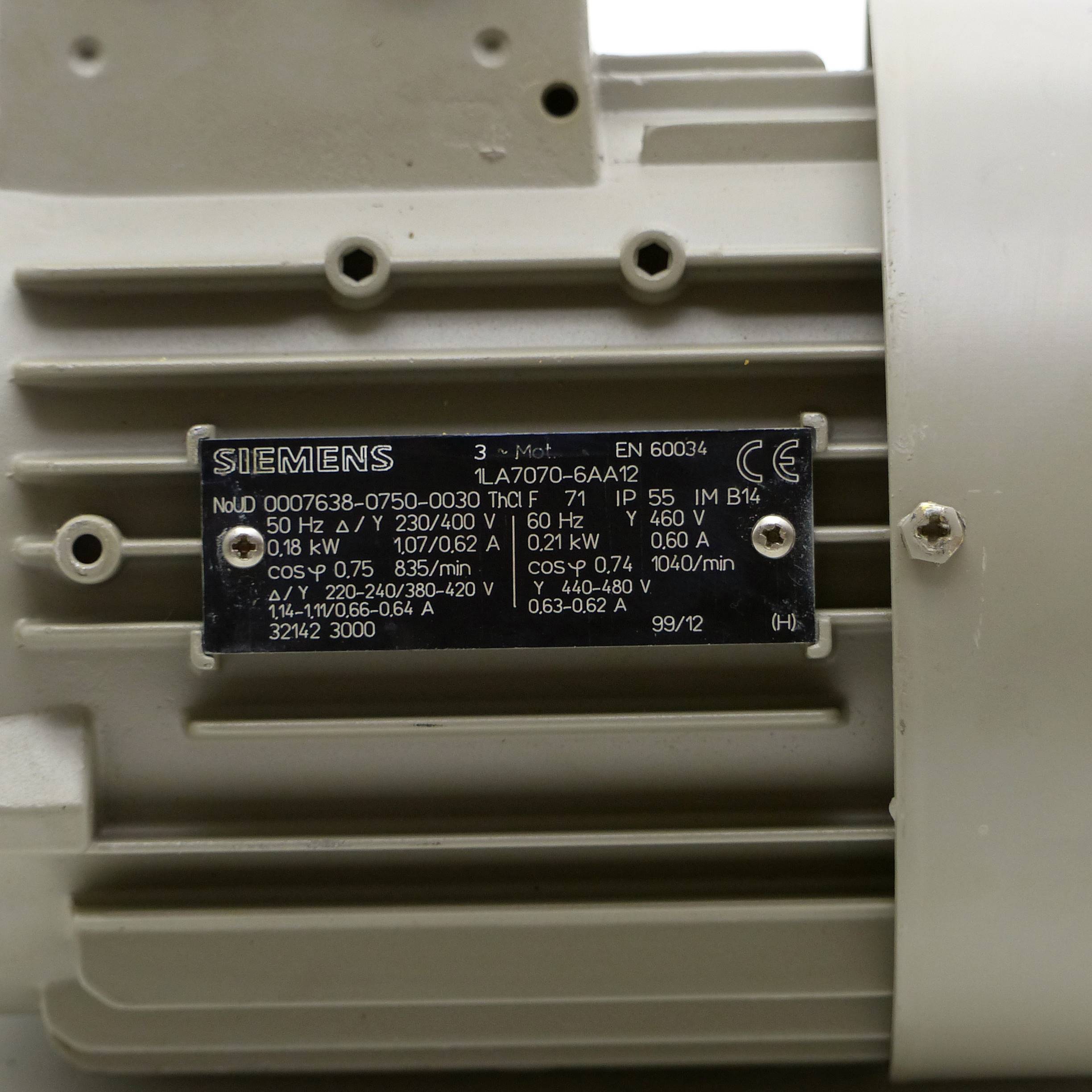 Siemens Drehstrommotor 1LA7070-6AA12 (1LA7070-6AA12)