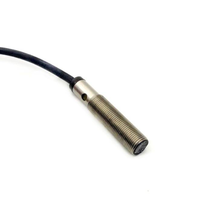 BALLUFF Induktiver Näherungsschalter BES01EL (BES 516-329-BO-C-PU-05)