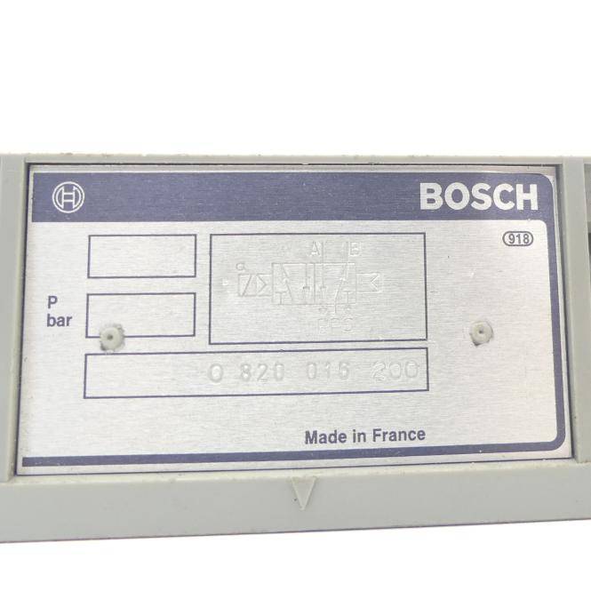BOSCH 5/2-Wegeventil (0 820 016 200)