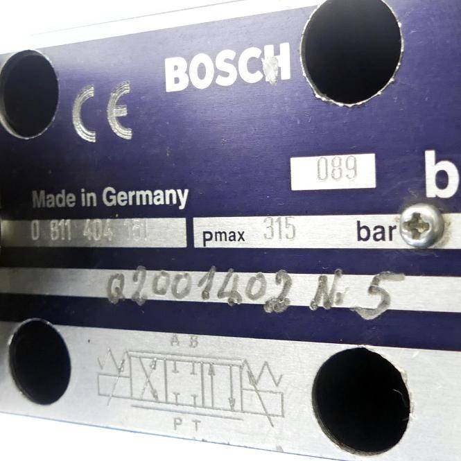 Bosch 4/3 Wegeventil (0 811 404 151)