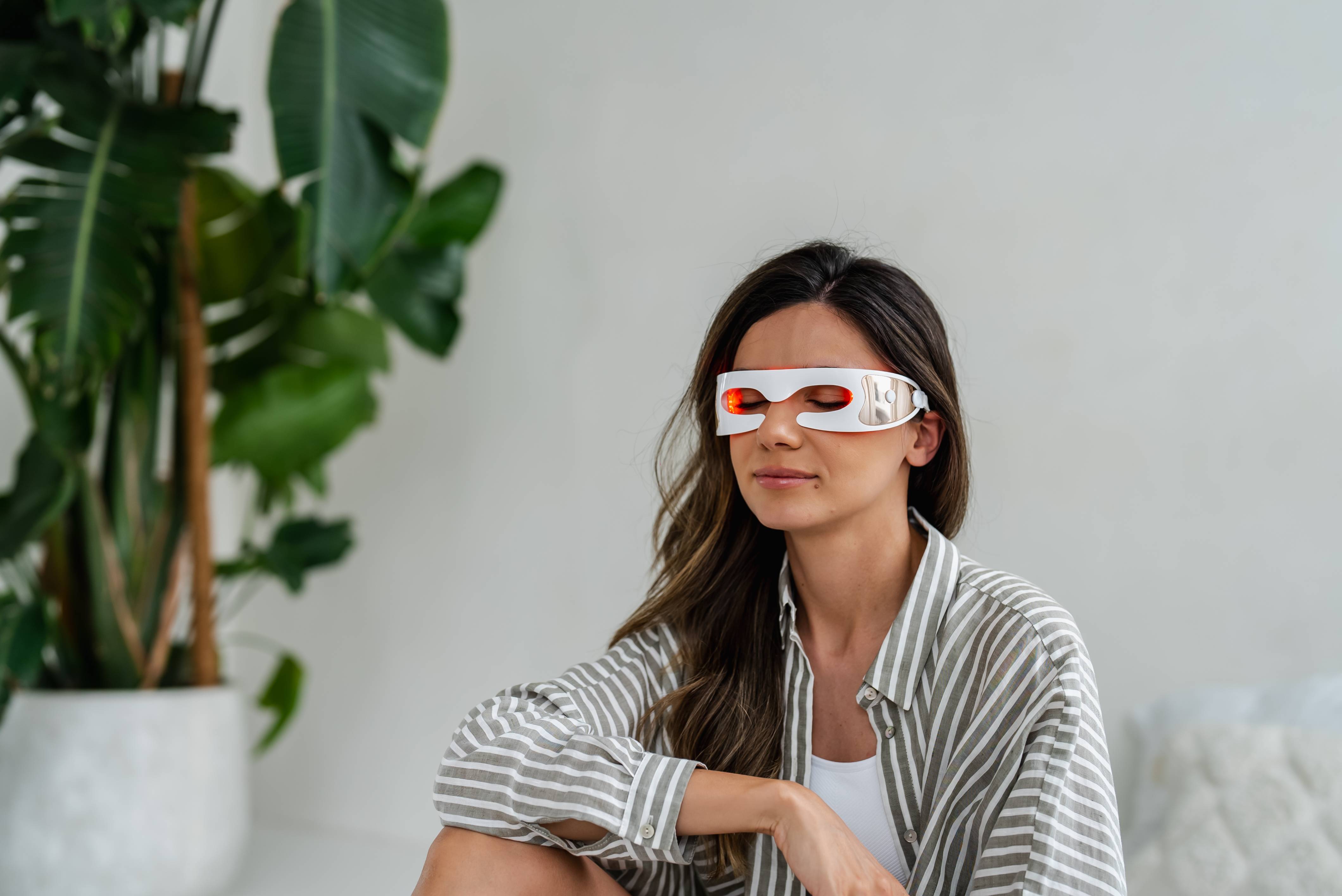 BEAUTIFLY Serene Eyes LED-Brille mit Massage