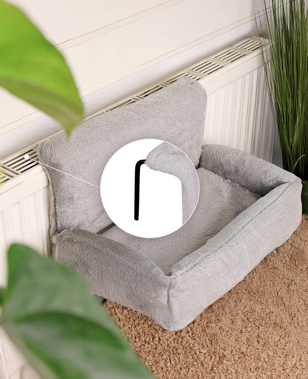 lionto Katzen Heizkörperliege, weiche Kuschelliege mit Metallhaken, waschbarem Bezug & sicherem Halt, hellgrau