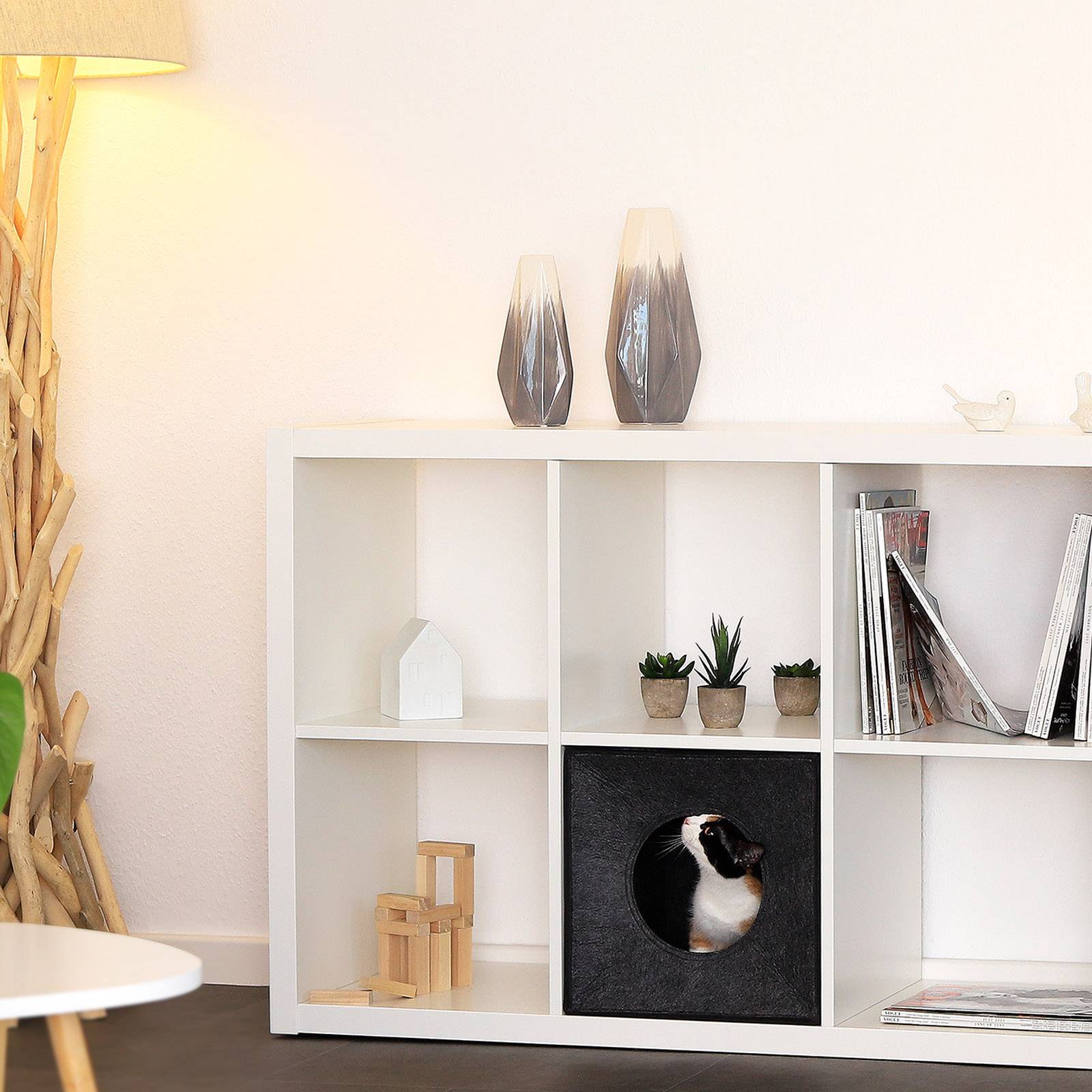 lionto Katzenhöhle, Regaleinsatz & Katzenbett in einem, aus robustem Filz, 33x37x33 cm, dunkelgrau