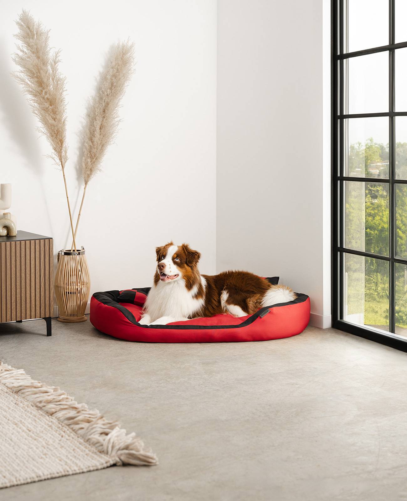 lionto Hundebett, stilvolles 4-in-1 Hundekörbchen, wasserabweisend, kratzfest & pflegeleicht, 110x80 cm, rot/schwarz