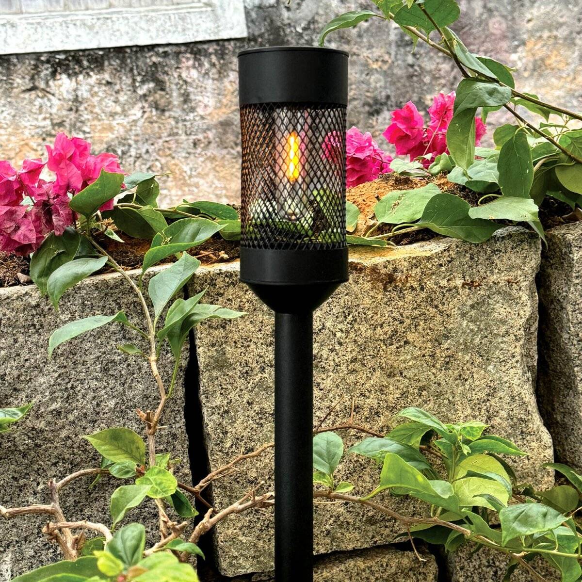 Forever Light Solar LED Lamp Steel Post SUNARI FLS-15, Schwarz