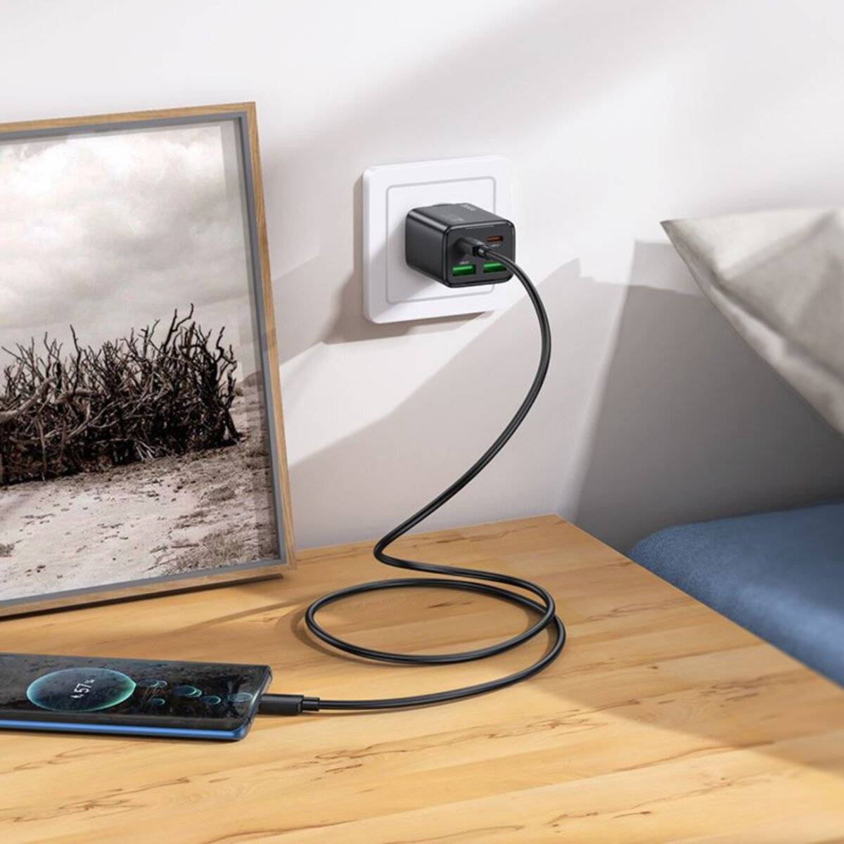 HOCO Netz-Ladegerät N56 30W mit 2× USB-C + 2× USB-A und 1 m USB-C Kabel