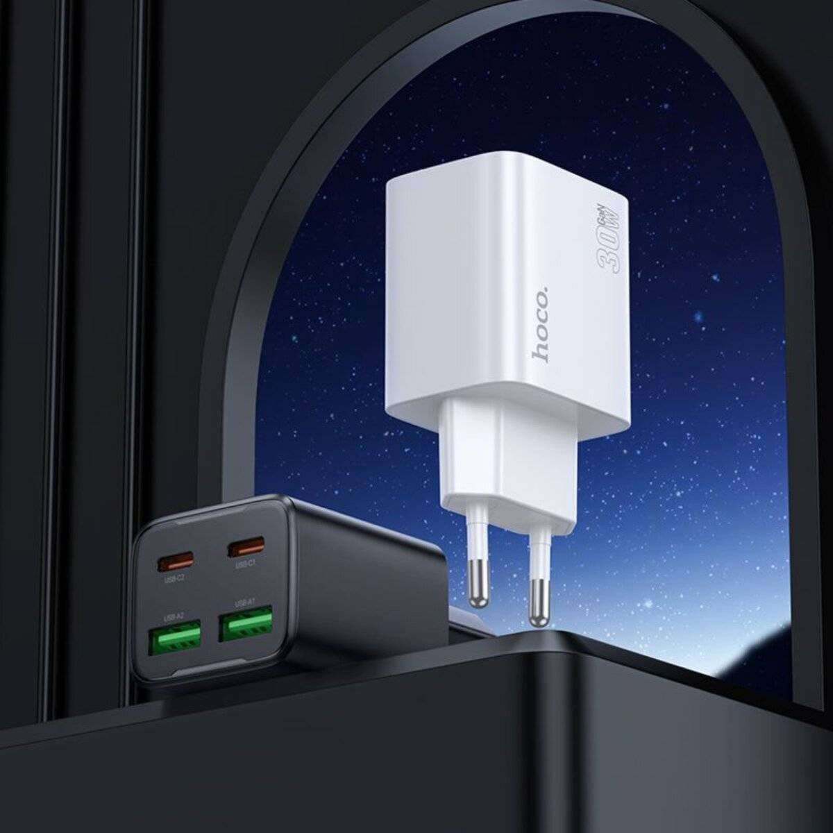 HOCO Netz-Ladegerät N56 30W Weiß mit 2× USB-C + 2× USB-A und 1 m USB-C Kabel