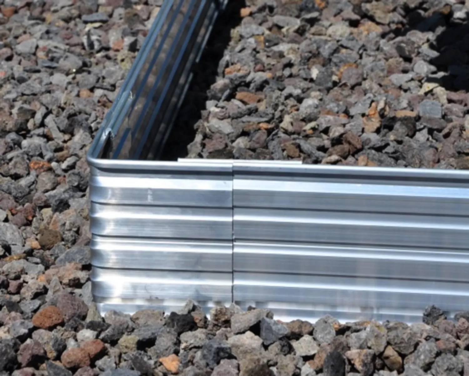 Eckwinkel 270 grad für Rasenkante Green Universe 10 cm | Beeteinfassung | Beetumrandung | Beetbegrenzungen