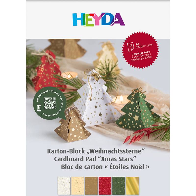 Bastelkarton mit metallfarbenen Weihnachtsbaum-Motiven. Enthält acht Blatt, zwei in jeder Farbe: braun, weiß, grün, rot.