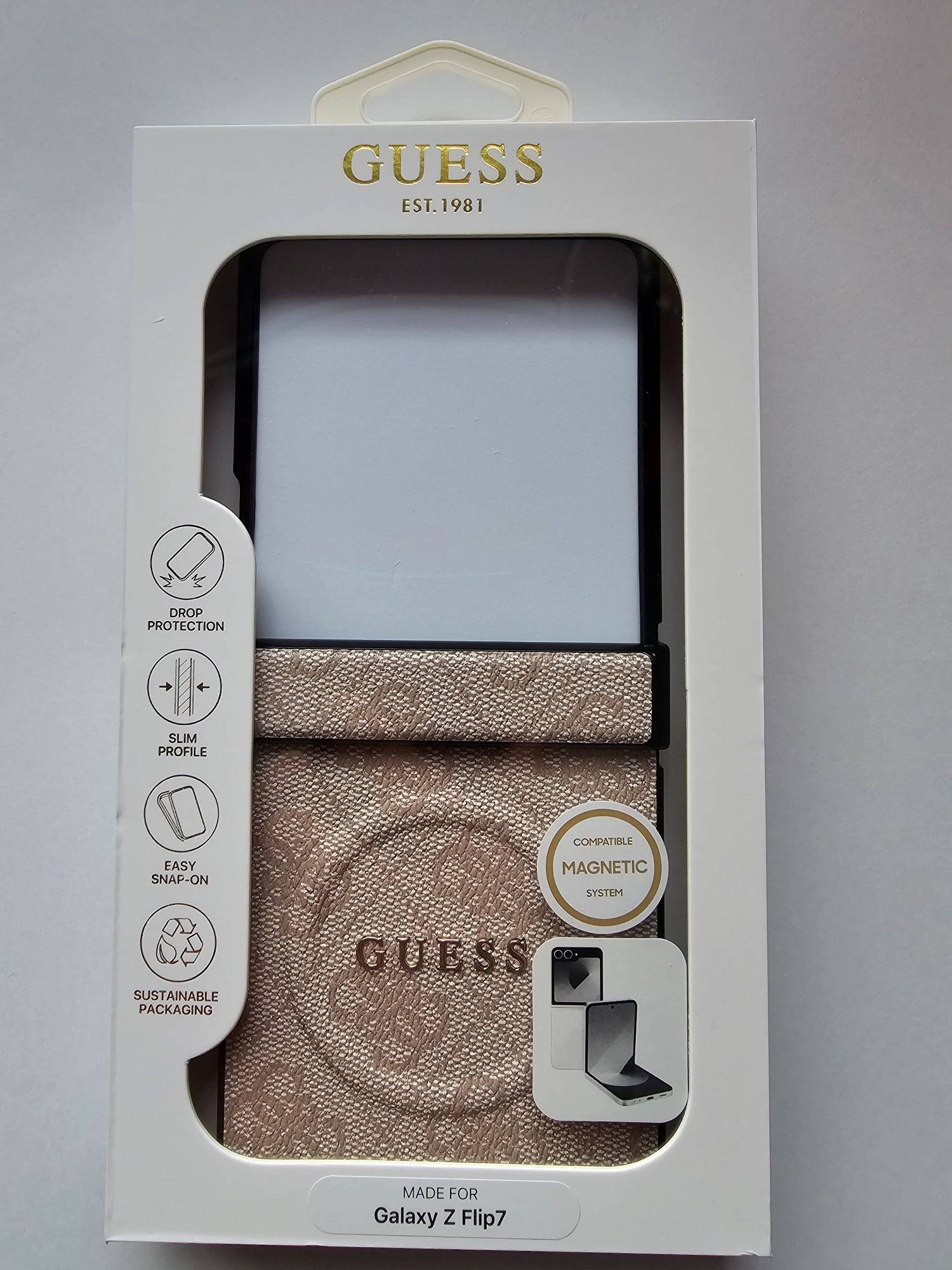 Handyhülle Galaxy Z Flip7 Guess MagSafe Muster Kunstleder rosa Logo goldfarben