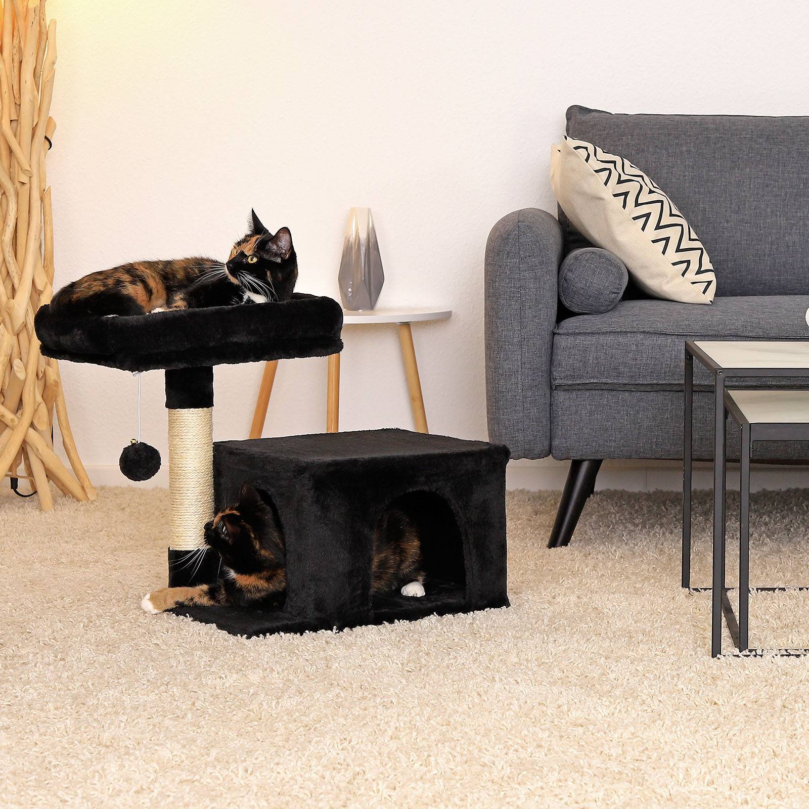 lionto Kratzbaum 50 cm, platzsparender Katzenkratzbaum mit Plüschbezug, Spielball & Sisalstange, für Kitten & Jungtiere, schwarz