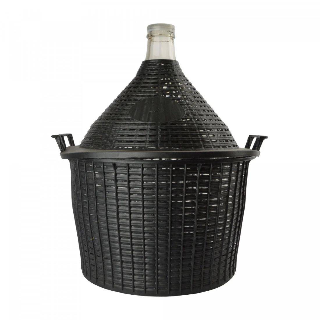 Ein großer Glasballon, mit einem schwarzen geflochtenen Korb mit Griffen bedeckt, typischerweise zur Lagerung und Gärung von Flüssigkeiten verwendet.