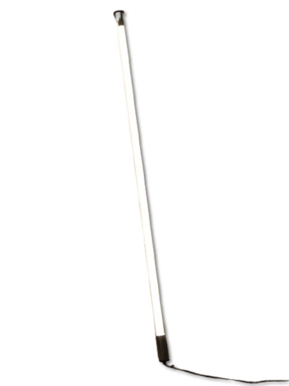 5865 LED Leuchtstab 18 Watt warm weiß 2000 Lumen 123 cm Innen IP-20