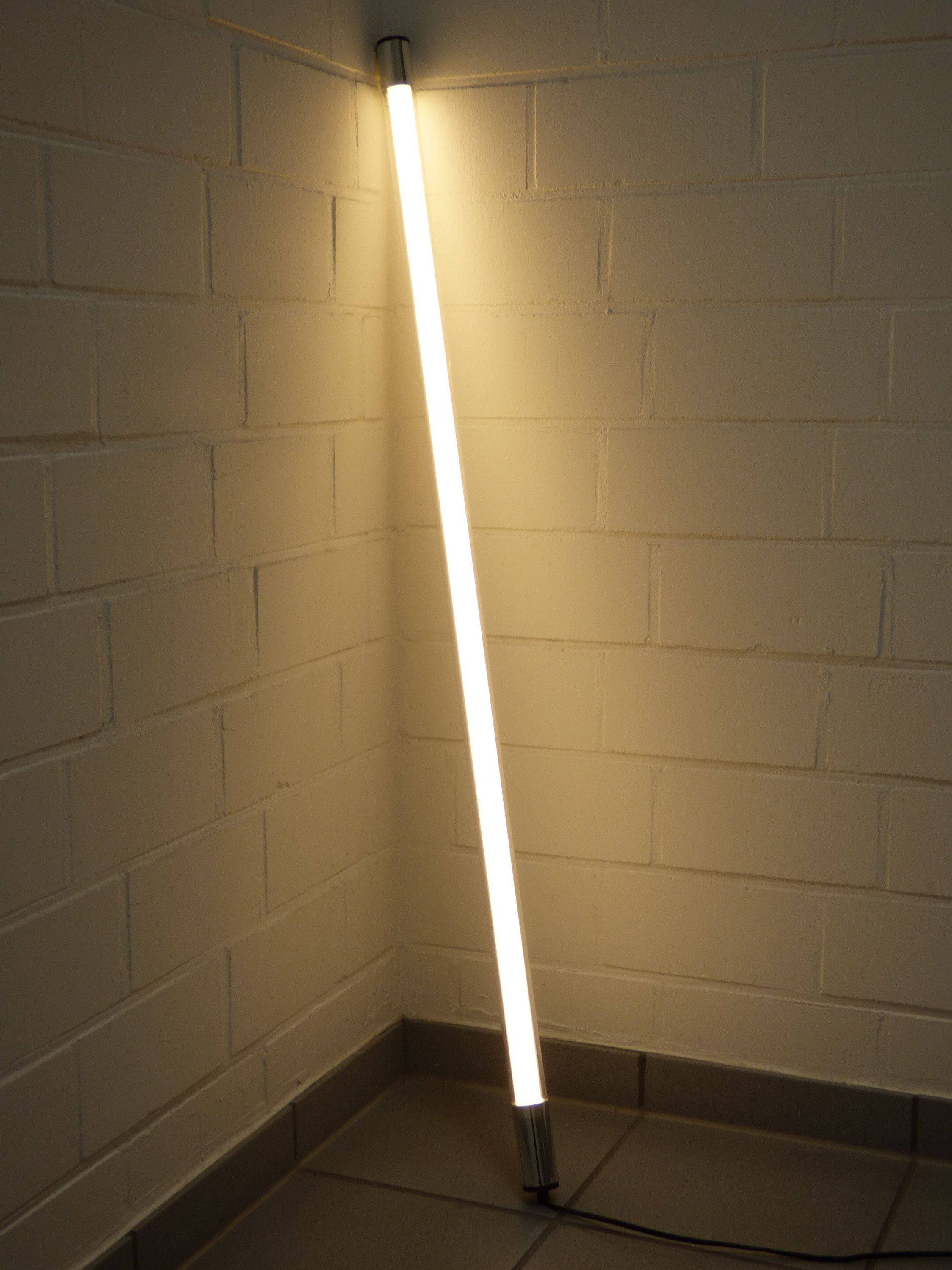 5865 LED Leuchtstab 18 Watt warm weiß 2000 Lumen 123 cm Innen IP-20