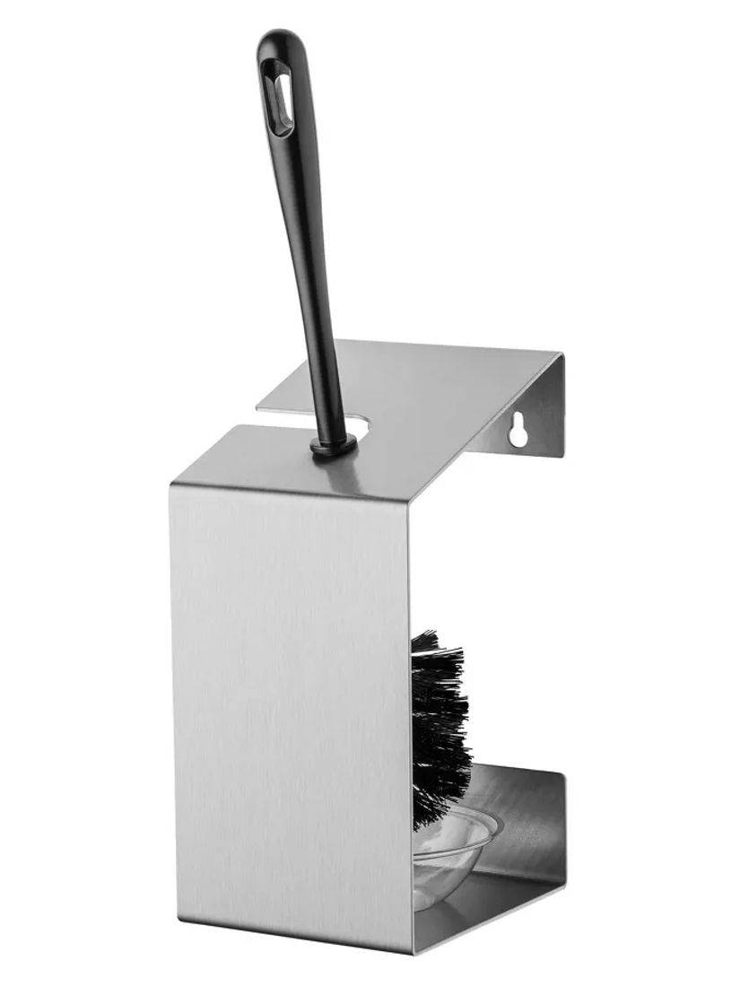 Wandmontierter Toilettenbürstenhalter aus Edelstahl mit einer schwarzen Bürste, die vertikal in seinem Schlitz positioniert ist.