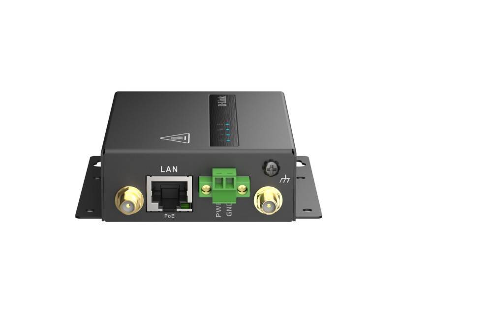 Schwarzes elektronisches Netzwerkgerät mit LAN-Anschluss, Stromverbinder, Status-LEDs und Befestigungsflansche auf weißem Hintergrund.