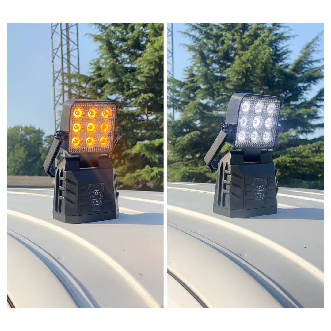 Berger & Schröter | 2er Set Mobiler LED Arbeitscheinwerfer, 15 W Arbeitslicht, Magnetfuß, 8000 mAh 7,4 V Akku, 9 LEDs, weiß und orange, IP66, 90°