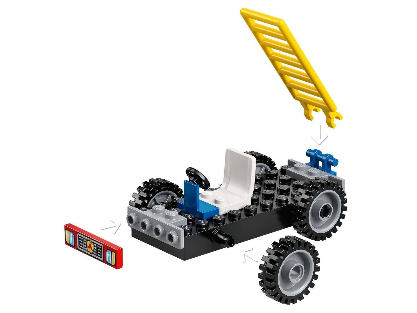 Explodierte Ansicht eines LEGO-ähnlichen Go-Kart-Sets mit Rahmen, Rädern, Sitz, Lenkrad und gelber Leiter, die als separate Teile zum Zusammenbau dargestellt werden.