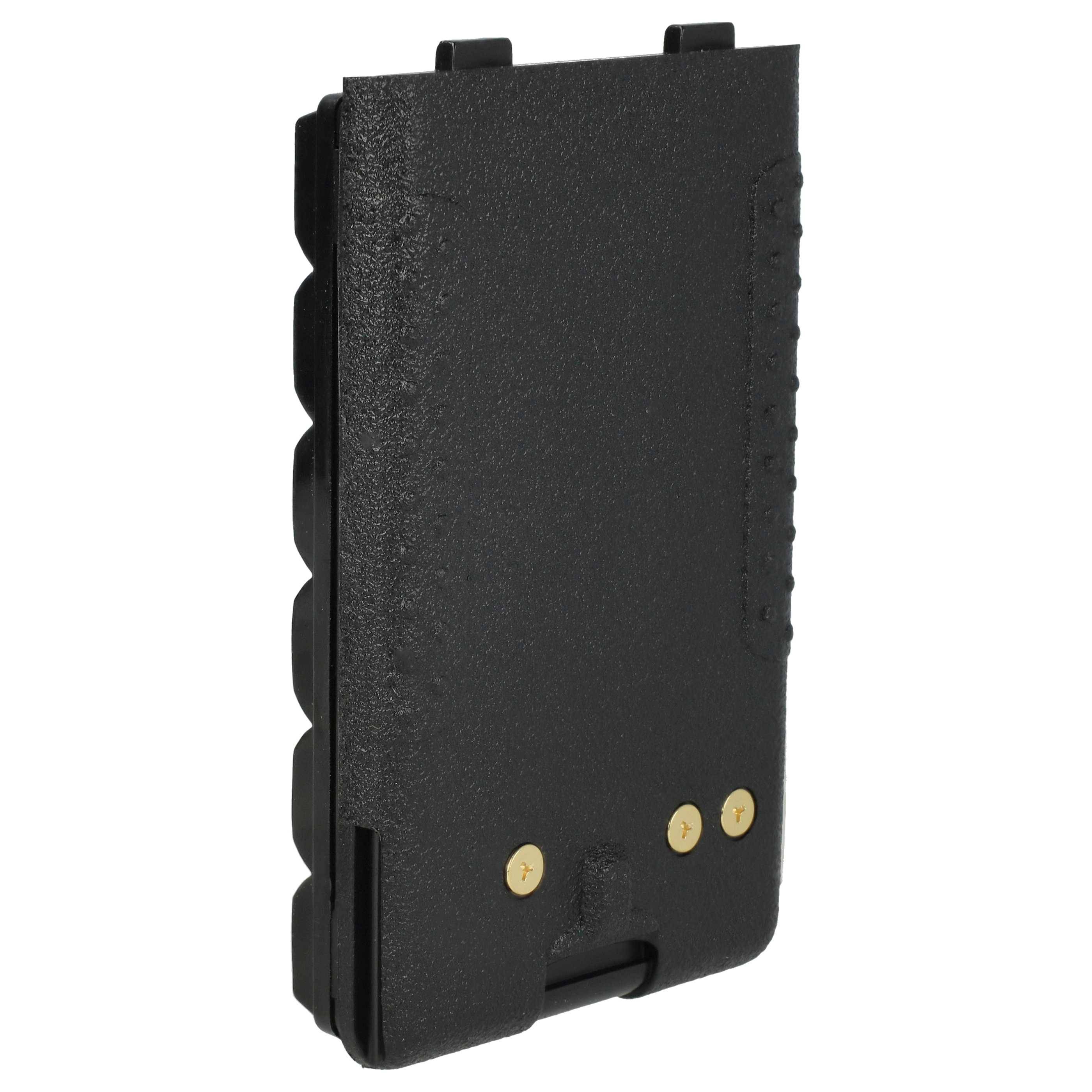 Eine schwarze rechteckige Batterieverpackung mit drei goldenen Kontakten, entwickelt für elektronische Geräte, mit strukturierter Oberfläche.