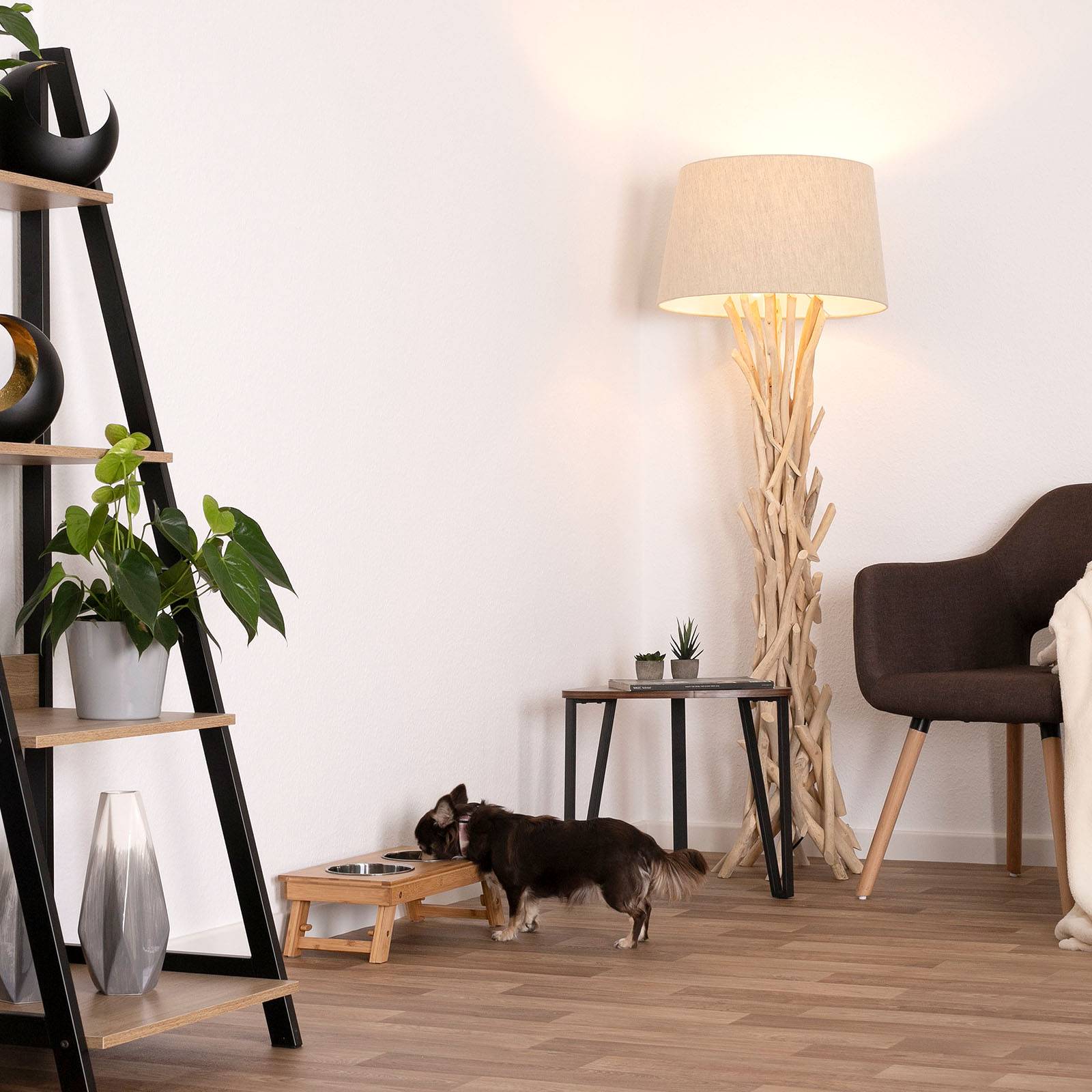 lionto Futterstation aus Bambus, höhenverstellbarer Napfständer mit 2 Edelstahlnäpfen, umweltfreundlich & ergonomisch (2×0,7 L)