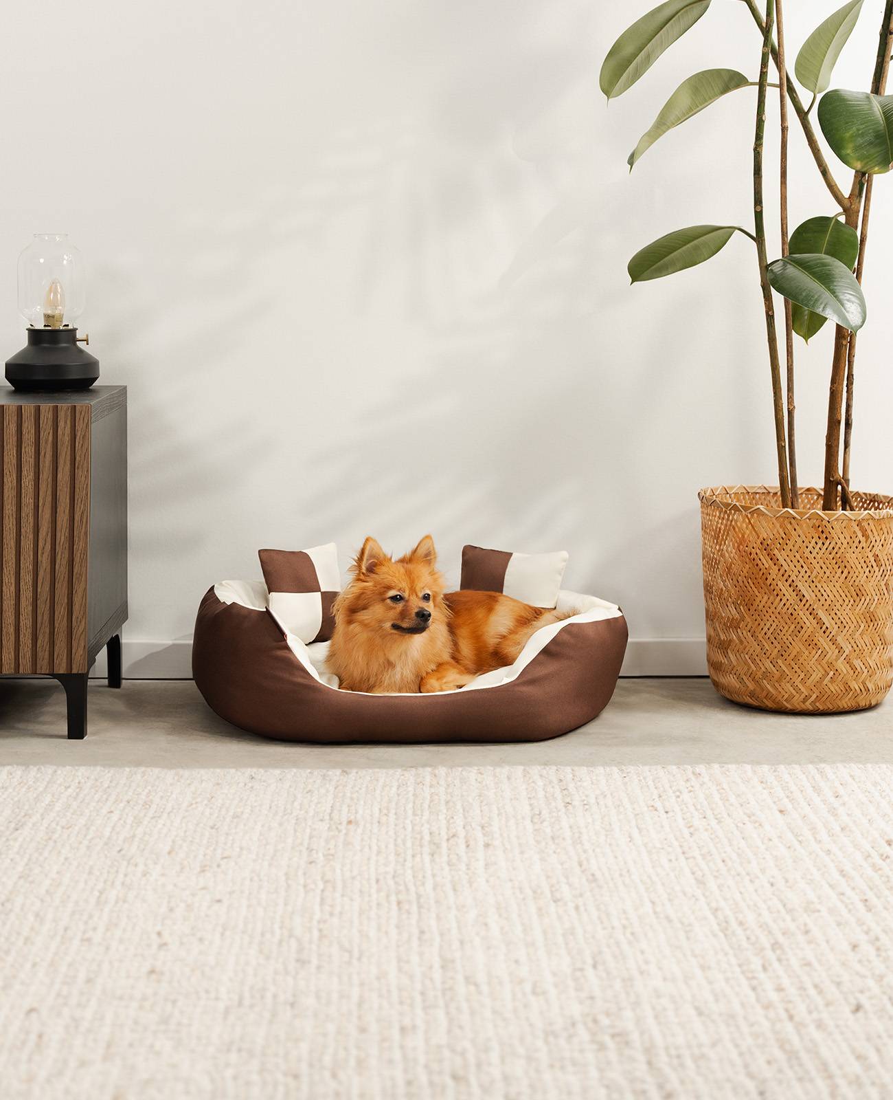 lionto Hundebett, stilvolles 4-in-1 Hundekörbchen, wasserabweisend, kratzfest & pflegeleicht, 65x50 cm, braun/beige