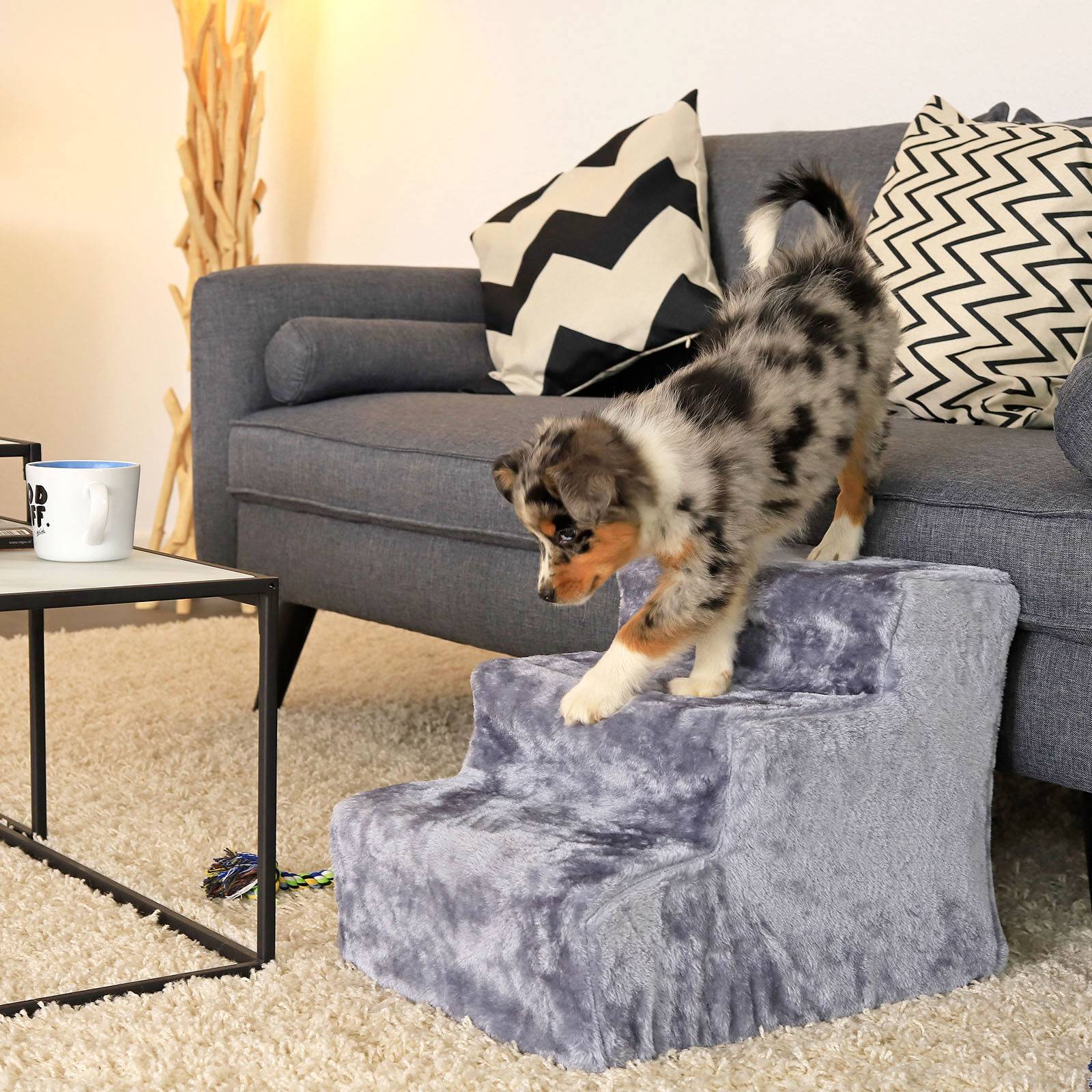 lionto Hundetreppe, weich gepolstert & gelenkschonend, rutschfest & stabil, mit abnehmbarem Plüschbezug, 46x36x34 cm, hellgrau