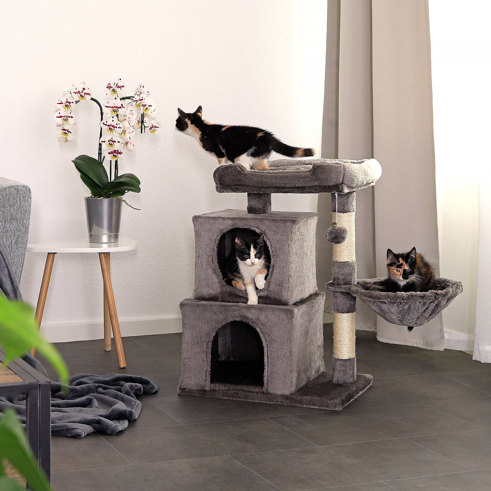 lionto Katzen Kratzbaum, 70 cm mit 2 Höhlen, Liegemulde, Liegebett & Spielball, robust & gemütlich, dunkelgrau