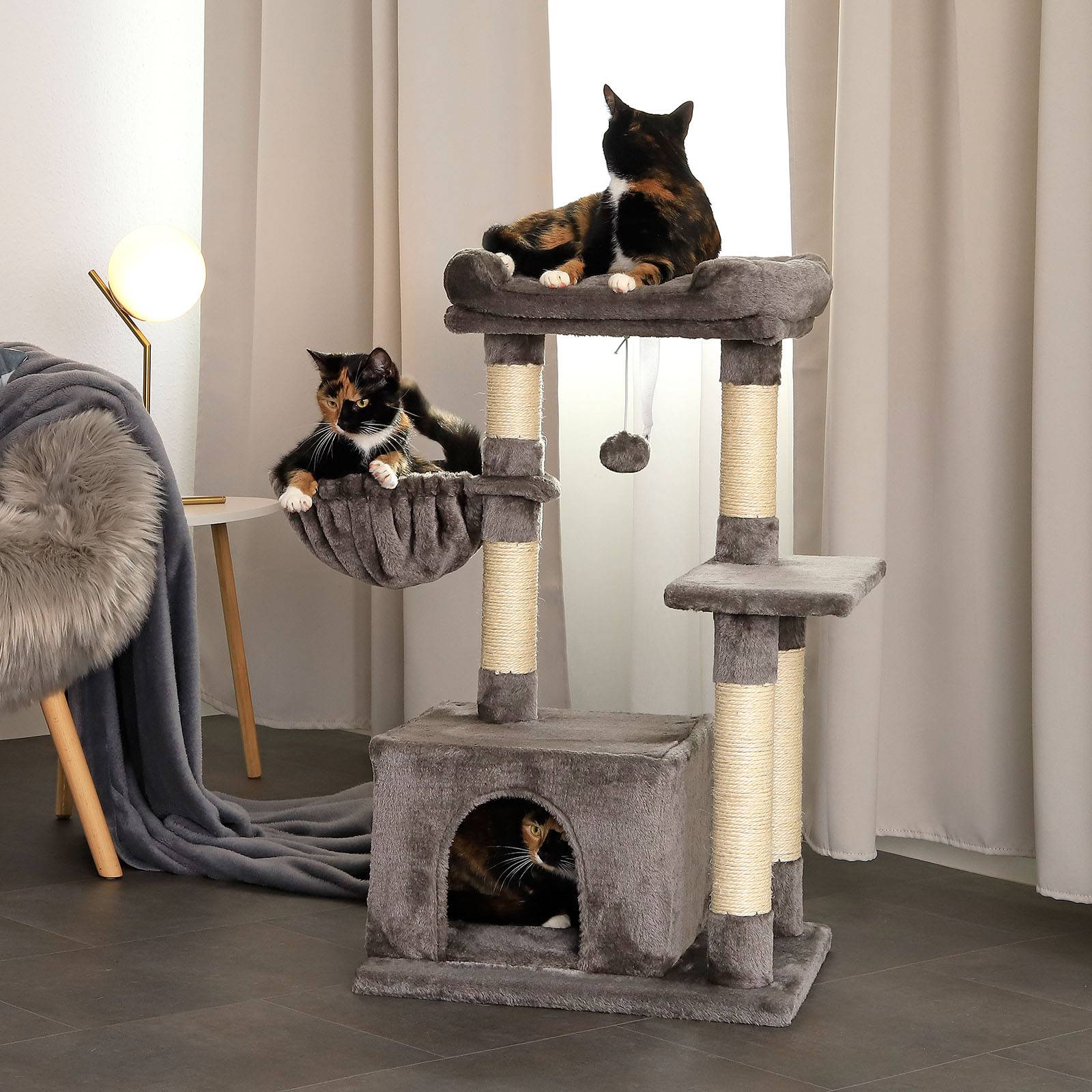 lionto Kompakt-Kratzbaum 85 cm, platzsparender Katzenbaum mit Spielball, Sisalstamm & Kratzfläche, dunkelgrau