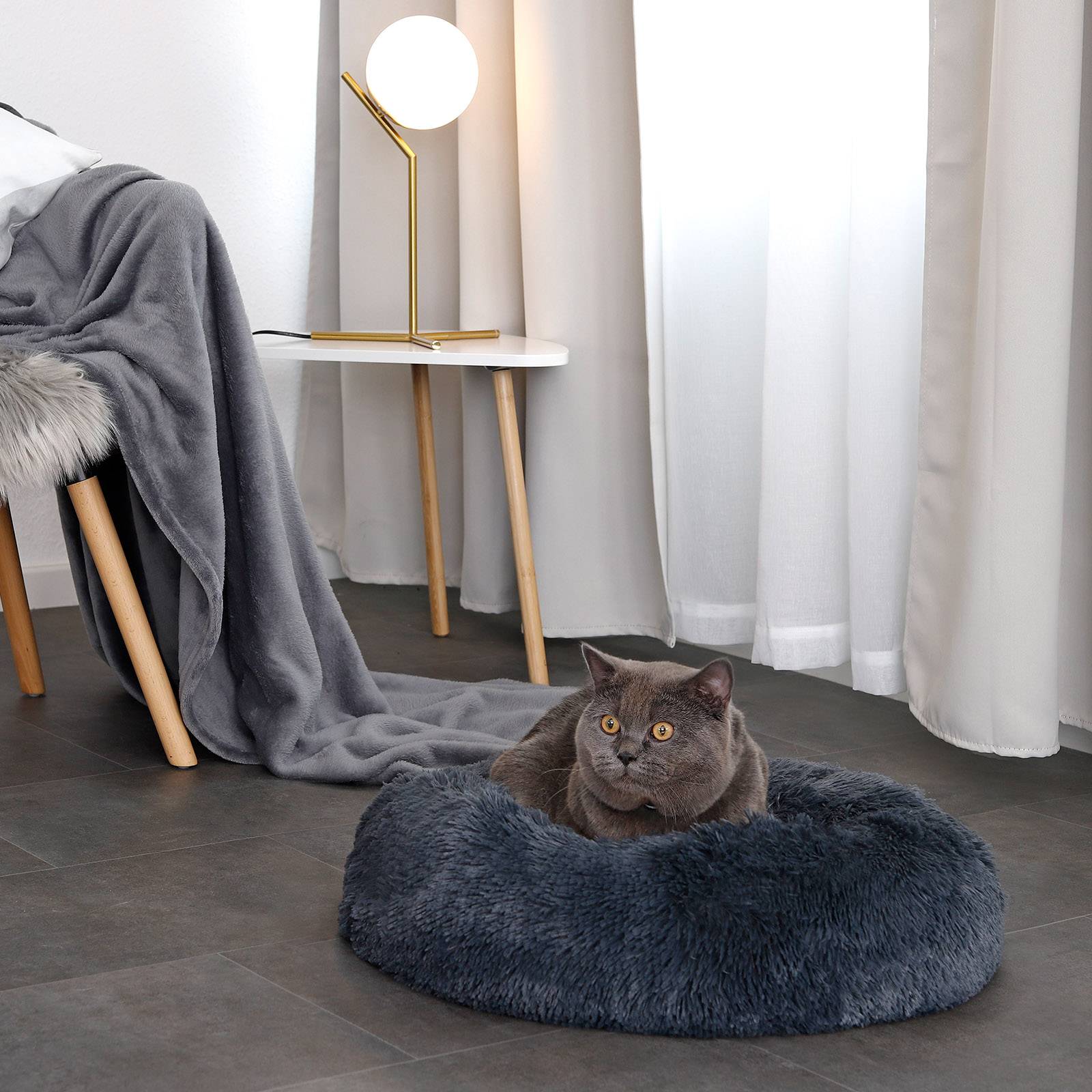 lionto Katzenbett aus Plüsch in Donut-Form, 60 cm Durchmesser, dunkelgrau