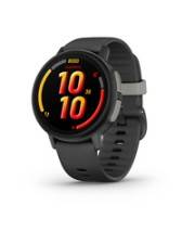 Eine schwarze Smartwatch, die die digitale Uhrzeit '10:10' anzeigt. Das Zifferblatt weist helle gelbe und rote Akzente mit einem einfachen Armbandesign auf.