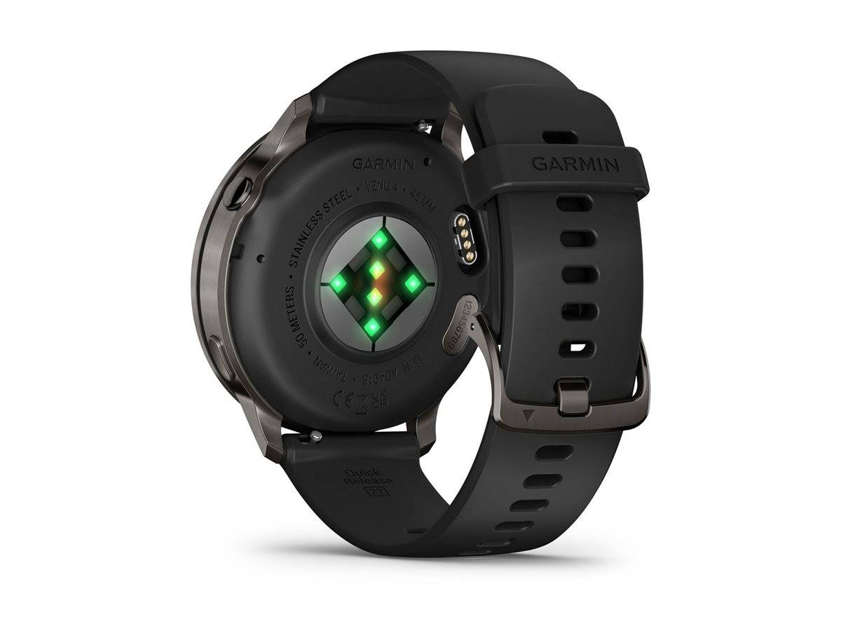 Rückansicht einer schwarzen Garmin-Smartwatch mit Silikonarmband, die ihren optischen Pulssensor mit grünen LEDs zeigt.