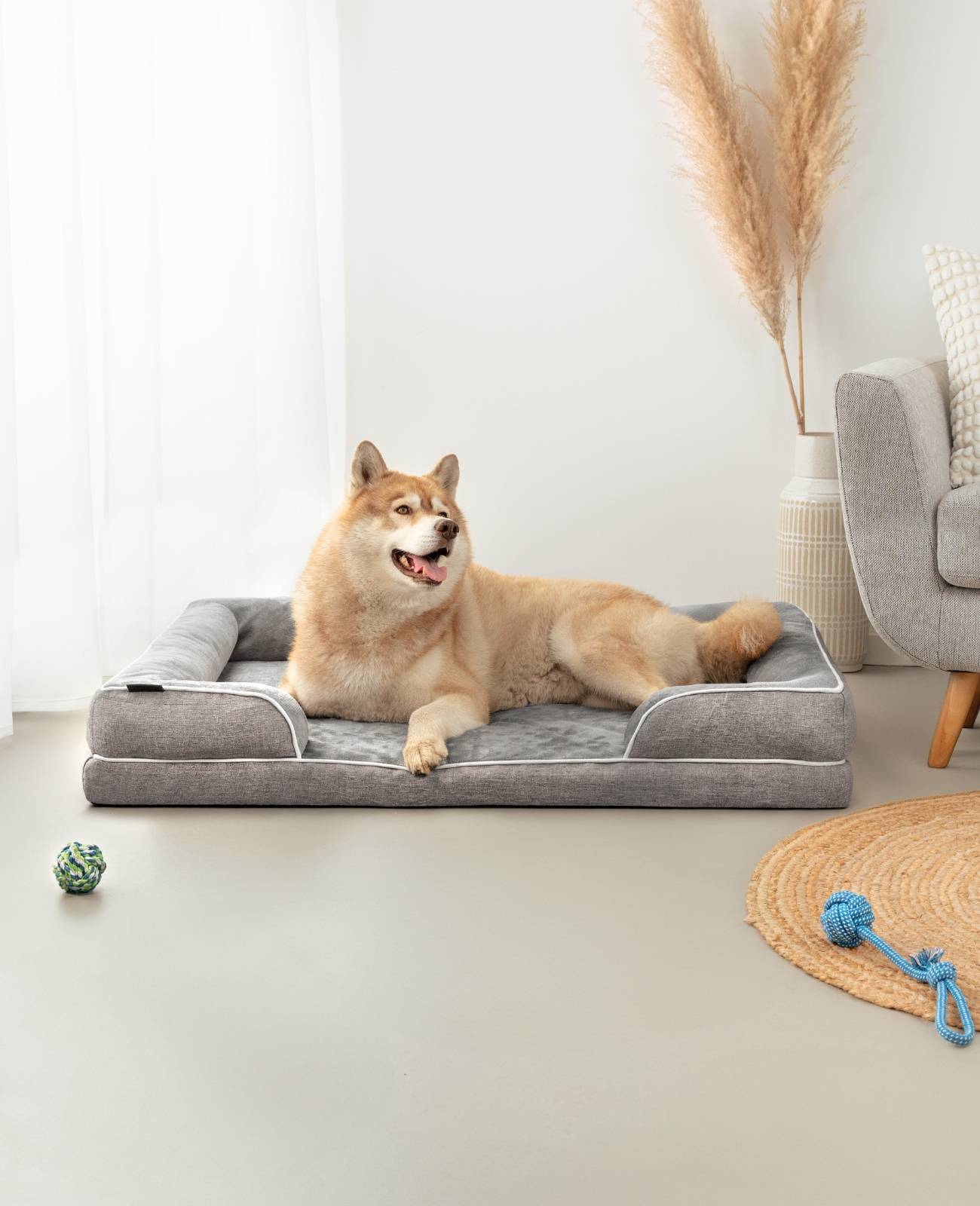 lionto Hundebett premium, orthopädisches Memoryfoam-Bett mit erhöhtem Rand, waschbarem Bezug & stabilem Halt, 122x89x20 cm, grau