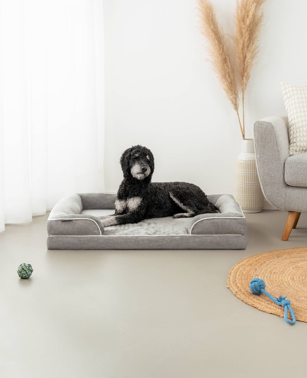 lionto Hundebett premium, orthopädisches Memoryfoam-Bett mit erhöhtem Rand, waschbarem Bezug & stabilem Halt, 106x80x17 cm, grau