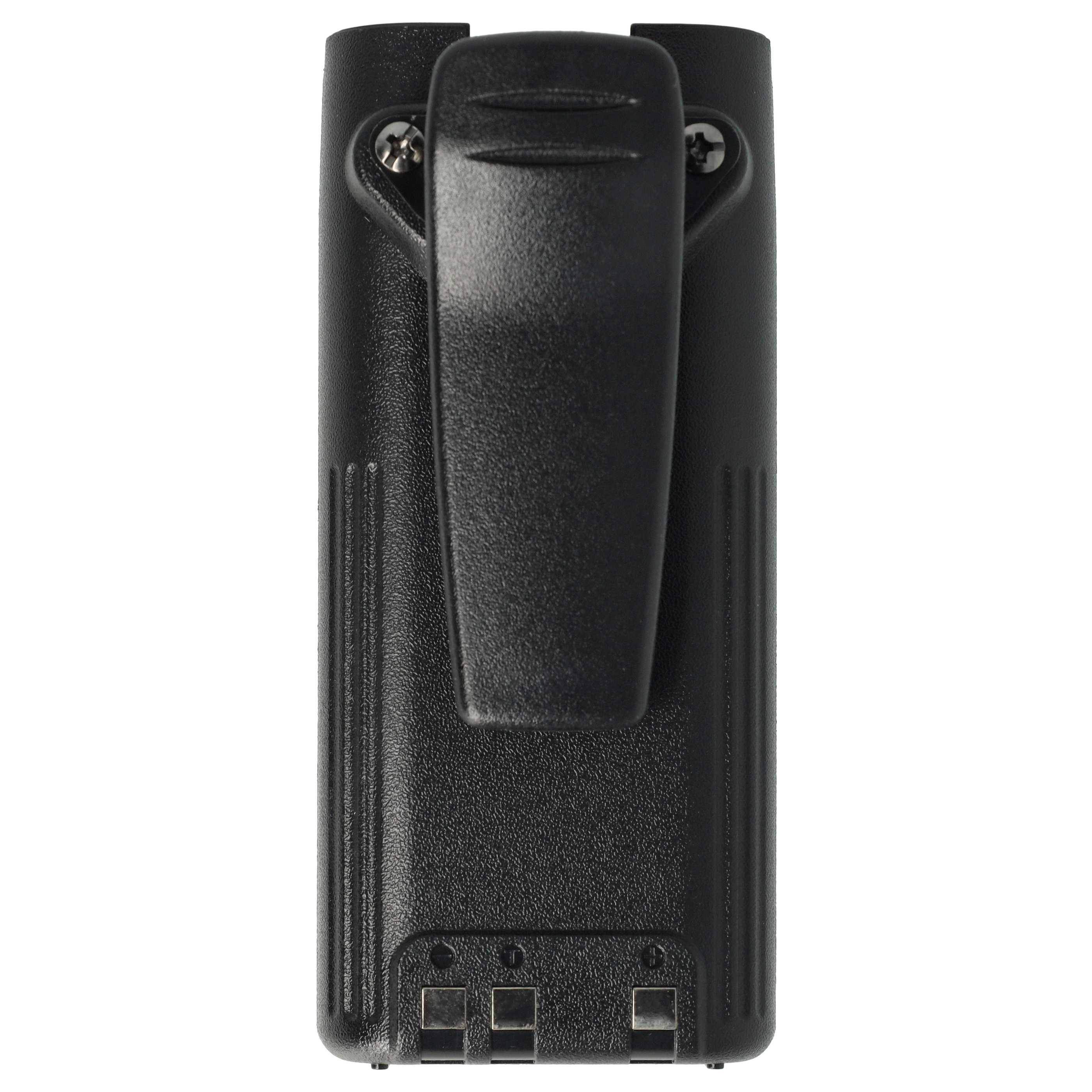 Ein schwarzer Walkie-Talkie-Akkupack mit Gürtelclip, von hinten betrachtet, mit drei Metallkontakten am unteren Rand.