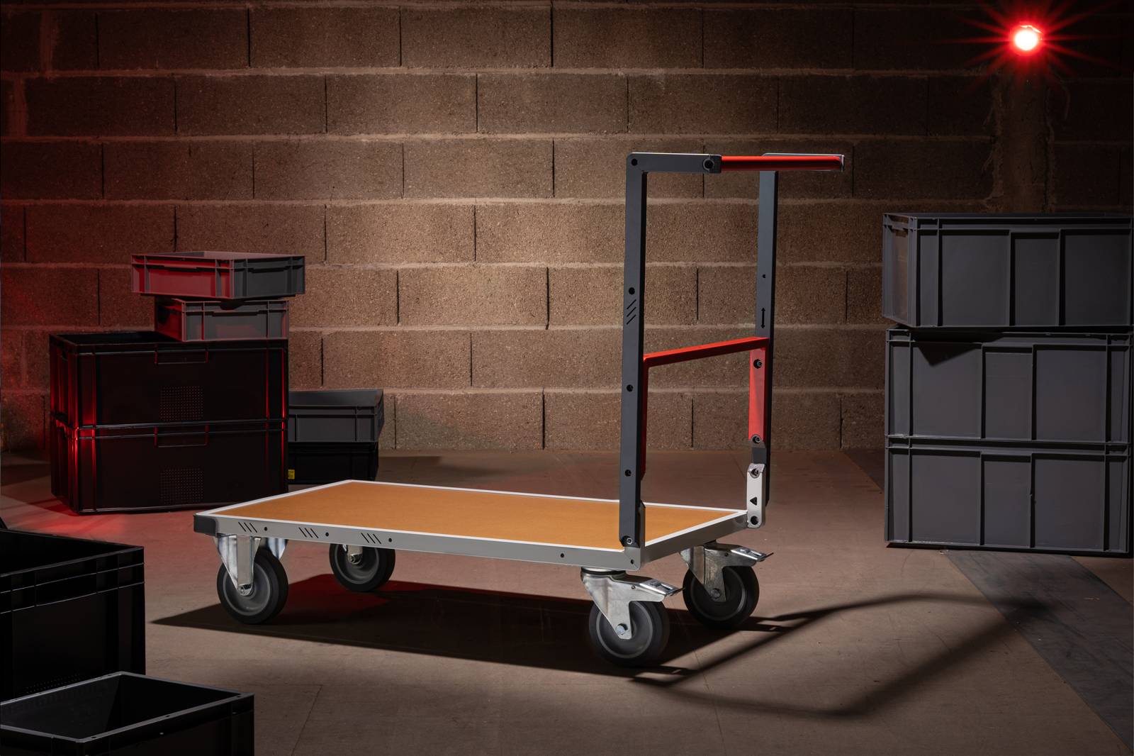 FIMM Plattformwagen mit umklappbarer Rückenlehne Ladefläche 850x495mm Tragkraft 250kg