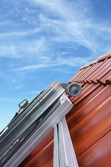 Mauderer Bavaria Wartungsleitern für Photovoltaik-Anlagen mit Plattform Leiterlänge 3,90m 14 Sprossen